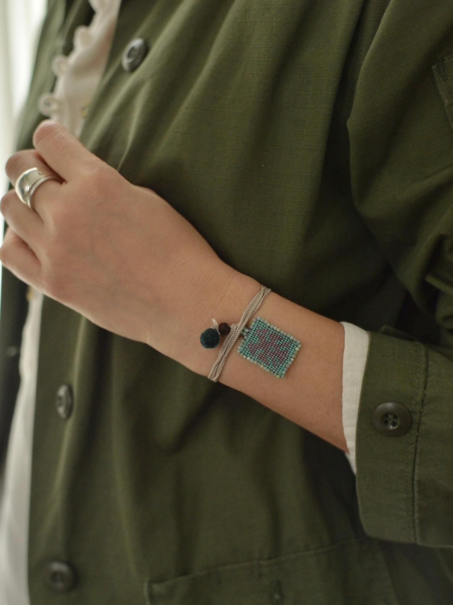 エメラルド ビーズ刺繍 3way ネックレス