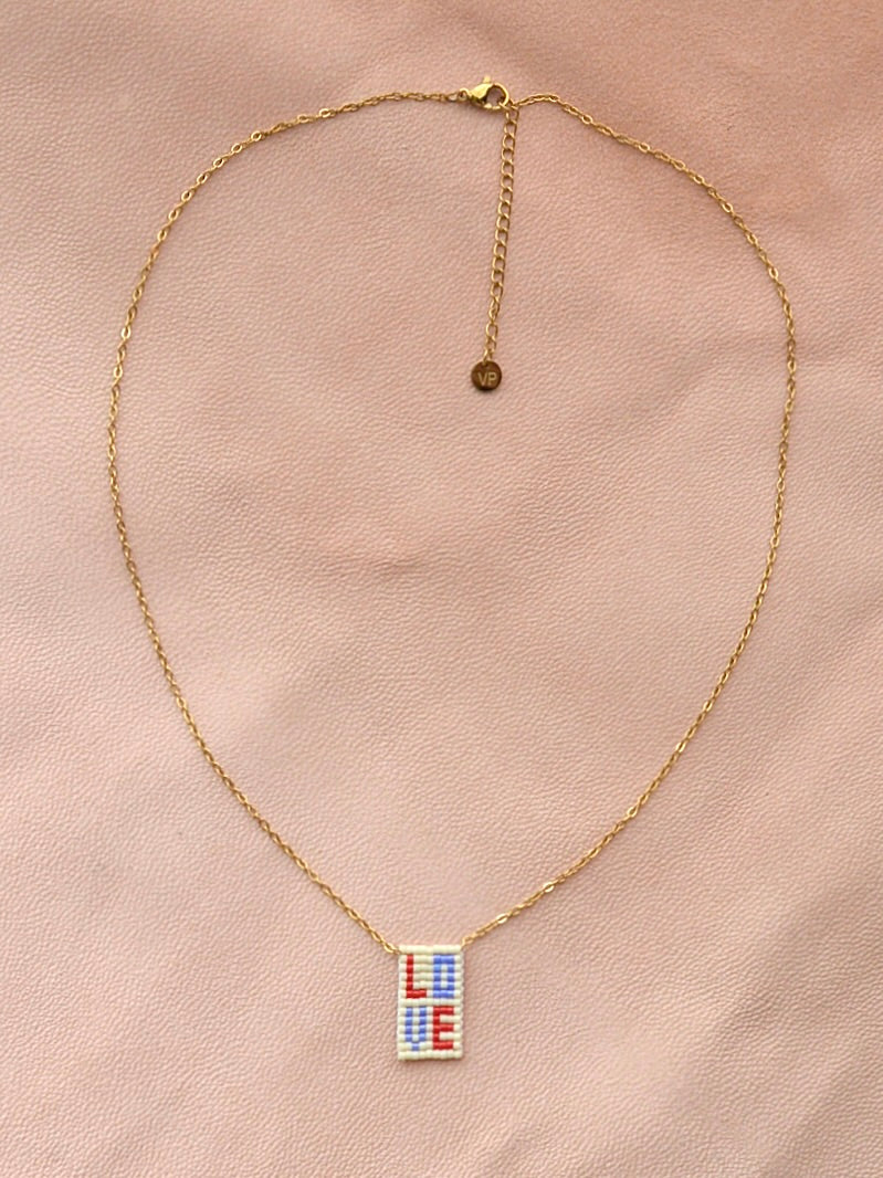 【2月上旬発送予定】LOVE ビーズネックレス マルチカラー