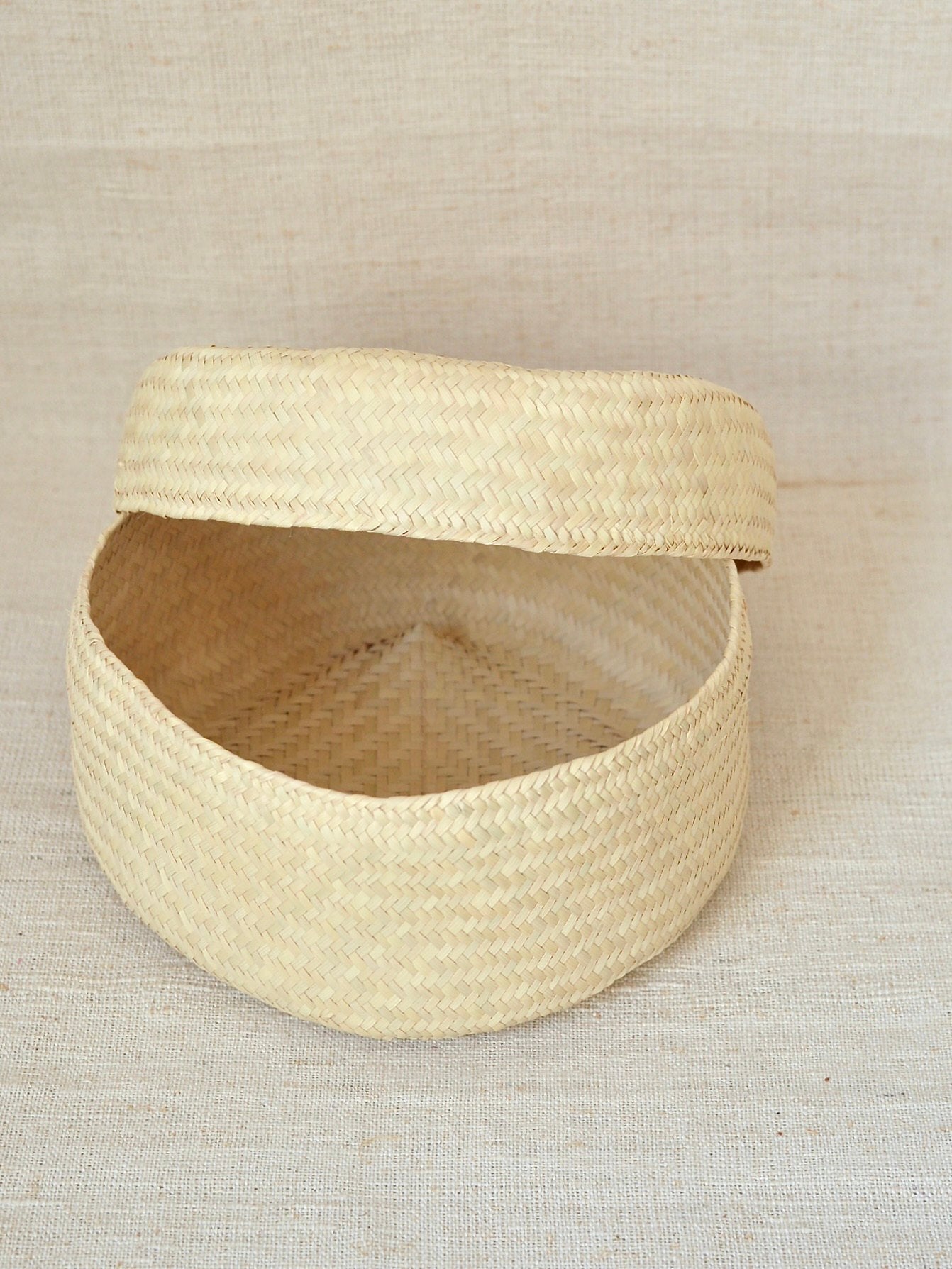 メキシコ パルマ 蓋付きバスケット Natural – NOZZI BAZZAR