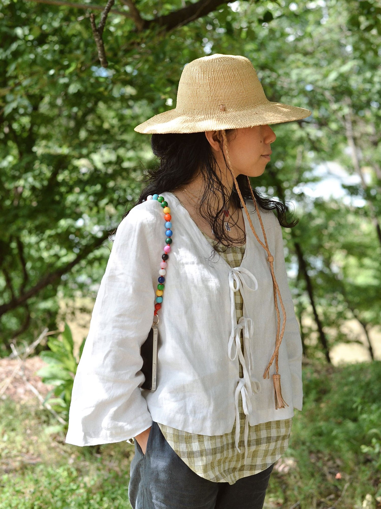 upbeads アップビーズ スマホストラップ SHORTIE 60cm【HAPPY】