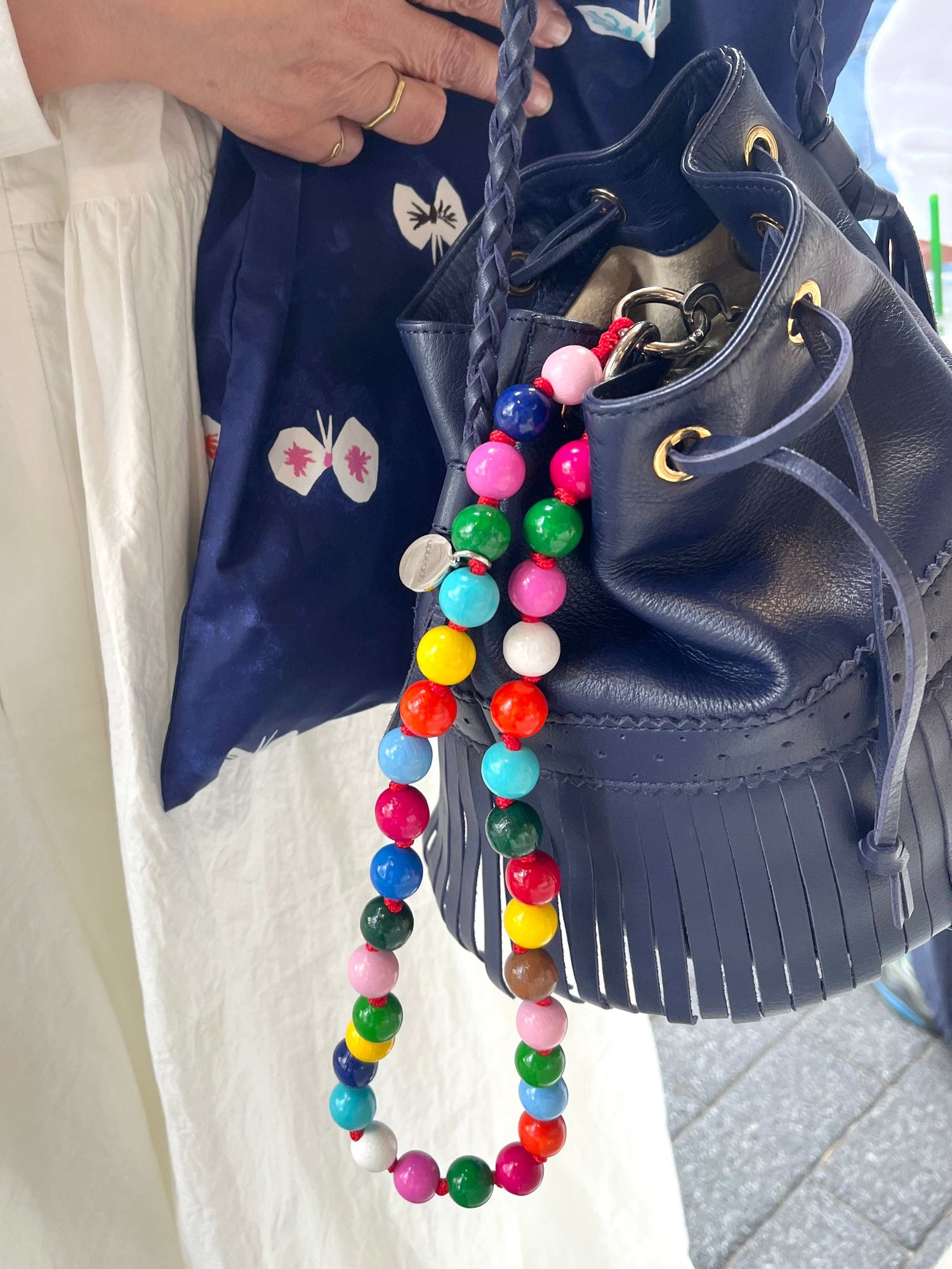 upbeads アップビーズ スマホストラップ SHORTIE 60cm【HAPPY】