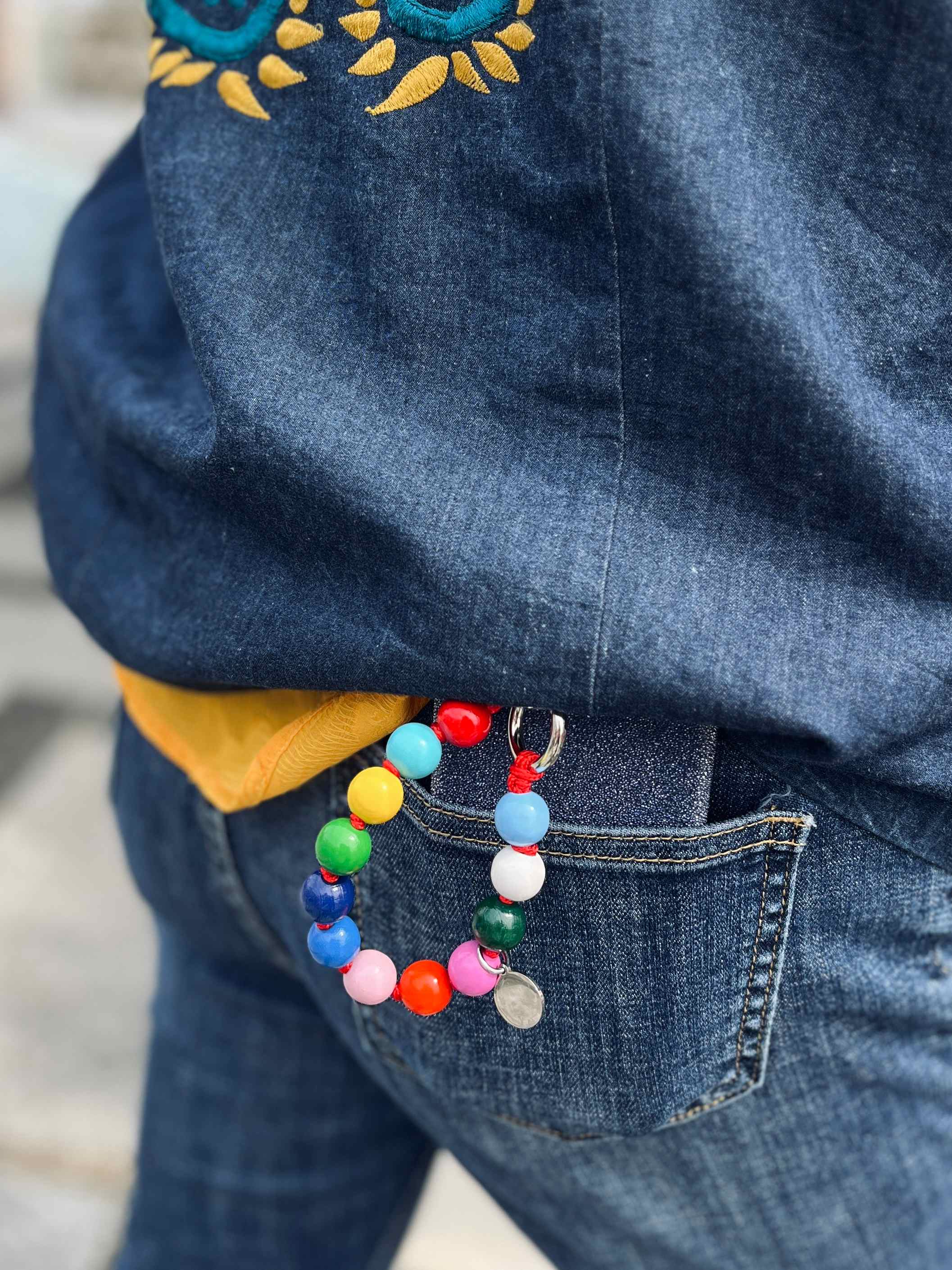 upbeads アップビーズ スマホストラップ MINI【HAPPY】 – NOZZI BAZZAR