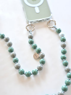 upbeadsスマホストラップ公式販売店のNOZZIBAZZAR