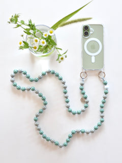 upbeadsスマホストラップ公式販売店のNOZZIBAZZAR