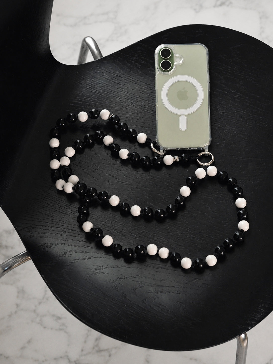 upbeads アップビーズ スマホショルダー 携帯ストラップ ブラック