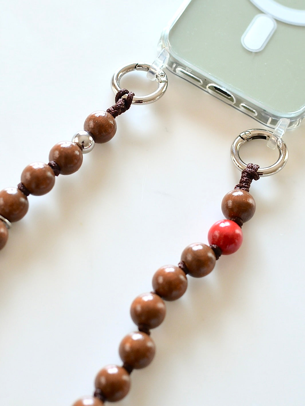 upbeads アップビーズスマホショルダー 携帯ストラップ 【モカ×レッド