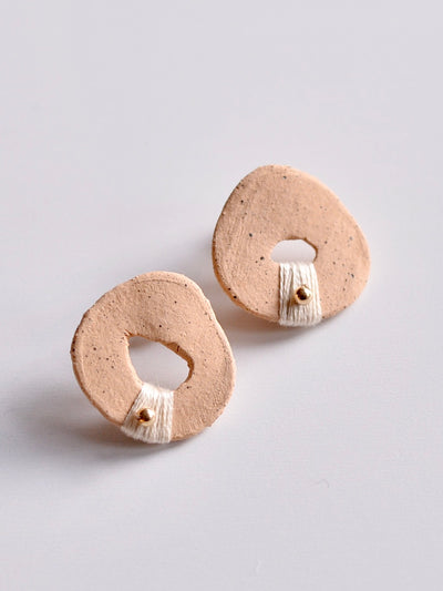 Coco ceramic earrings white 