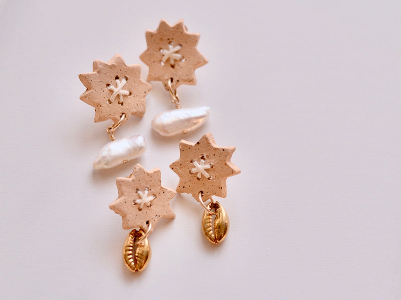 Sun with shell ceramic earrings 