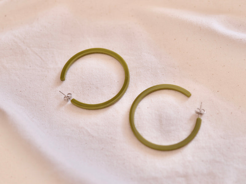 Sustainable hoop earrings Olive 